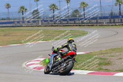 media/Jun-26-2022-Fastrack Riders (Sun) [[e3c435f101]]/Level 2/Outside Turn 4/